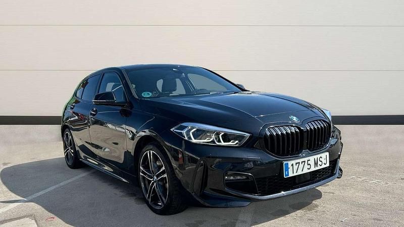 Usado 2024 BMW 118 M Sport Utilitario | 25.556 € (Precio justo) - Imagen 1/4