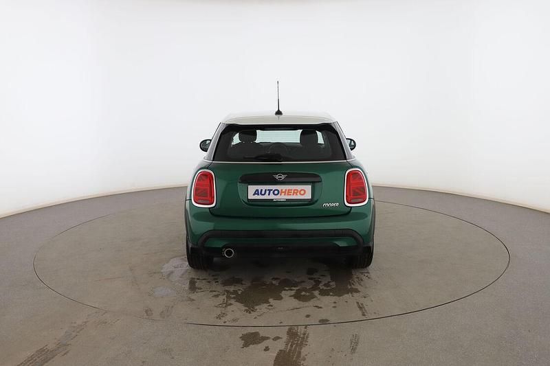 Usado Mini Cooper 136 CV (100 kW) 2021 Verde Utilitario