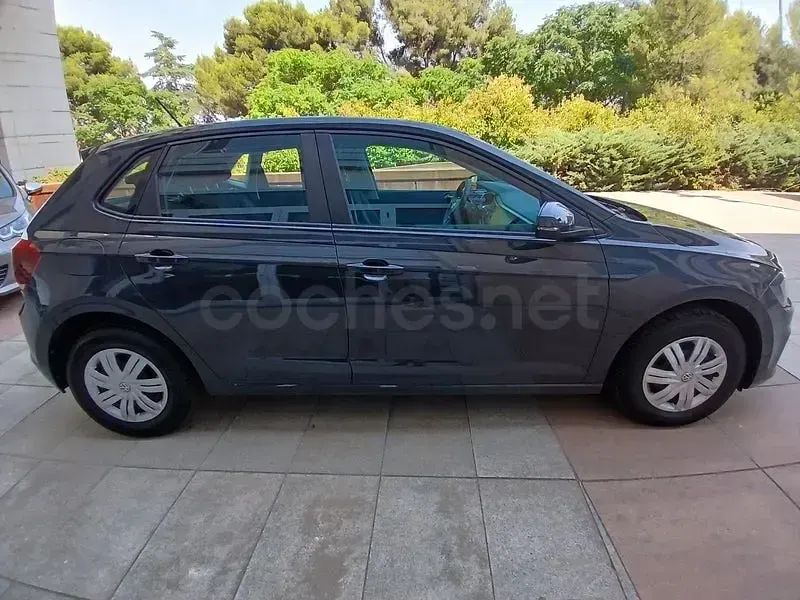 Usado VW Polo Edition 65 CV (47 kW) 2019 Gris / plata Utilitario