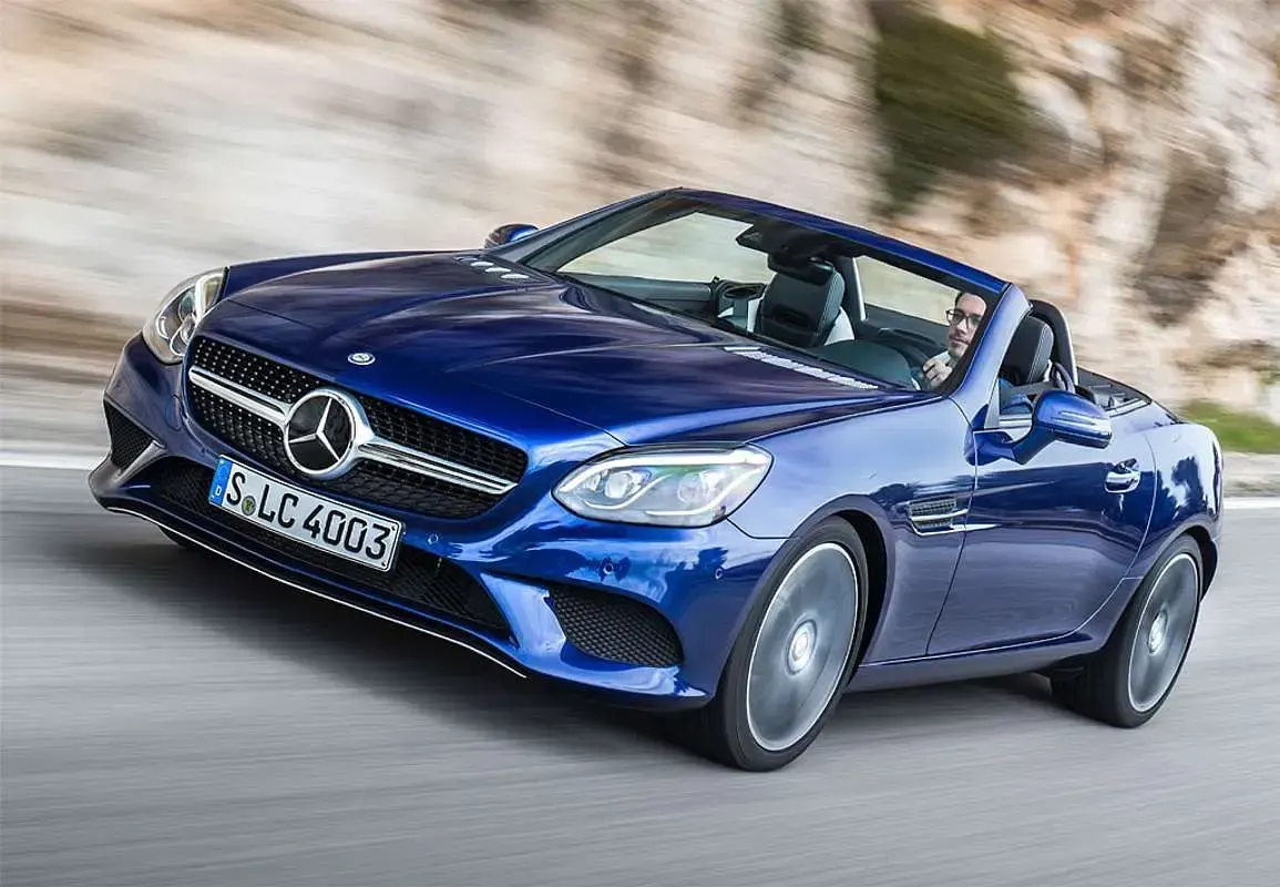 Usado Mercedes SLC200 184 CV (135 kW) 2018 Negro Descapotable