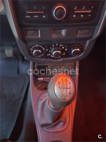 Usado Dacia Duster Adventure 110 CV (80 kW) 2013 Gris / plata SUV