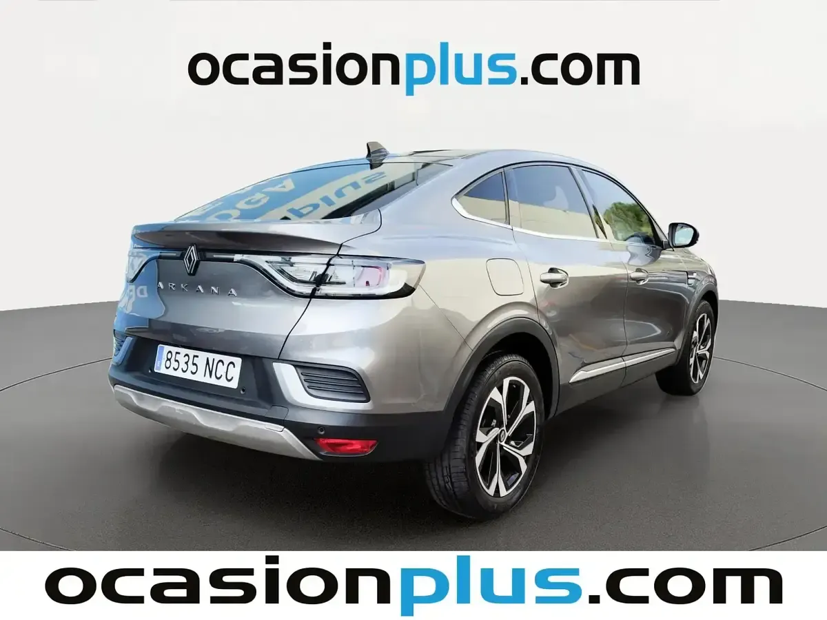 Usado Renault Arkana Techno 140 CV (102 kW) 2025 Gris SUV