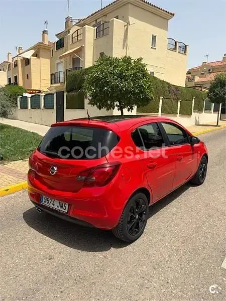 Usado Opel Corsa Color Edition 90 CV (66 kW) 2016 Rojo Utilitario