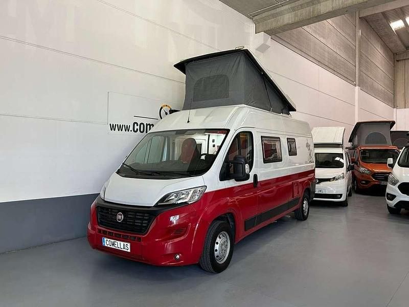 Rojo Usado 2019 Fiat Ducato Van | 51.990 € - Imagen 1/4