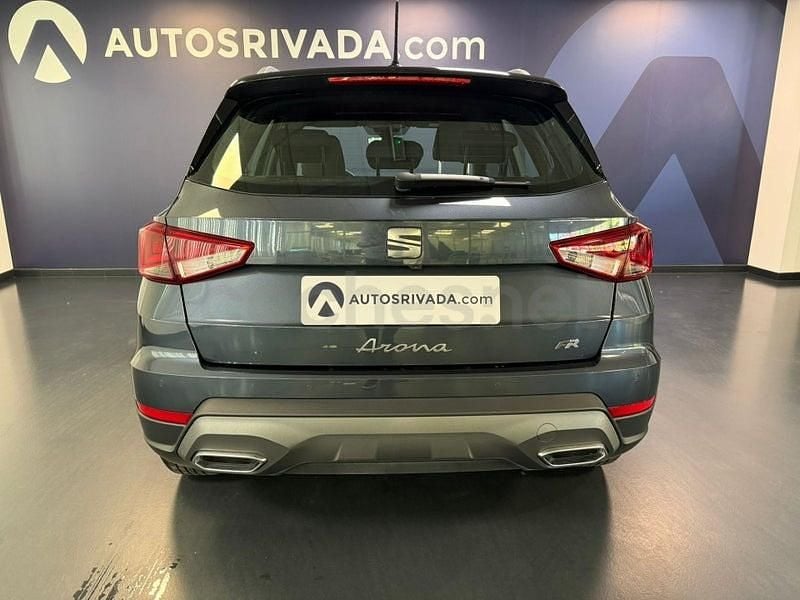 Usado Seat Arona FR 115 HP (84 kW) 2025 Cinzento SUV
