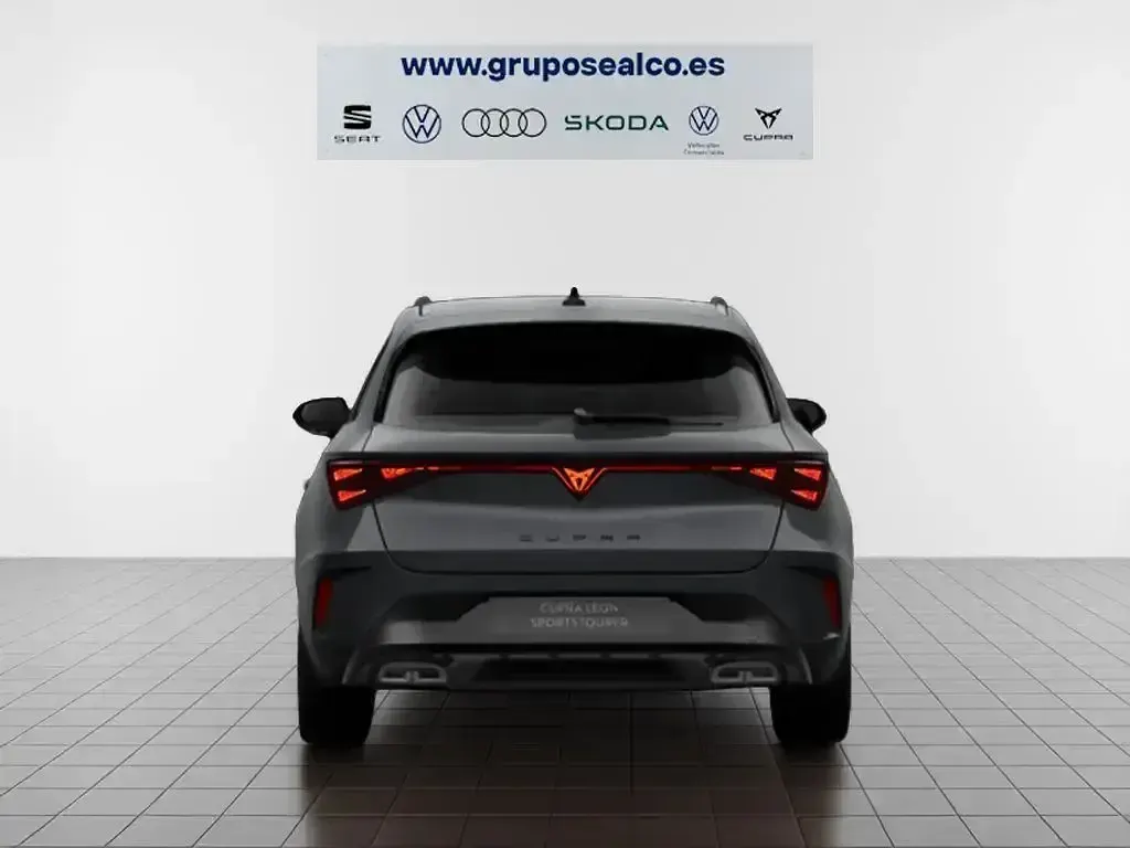 Nuevo Cupra Leon 150 CV (110 kW) 2026 Gris / plata Familiar