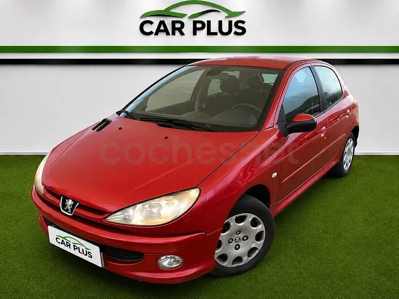 Usado Peugeot 206 70 CV (51 kW) 2005 Granate Berlina