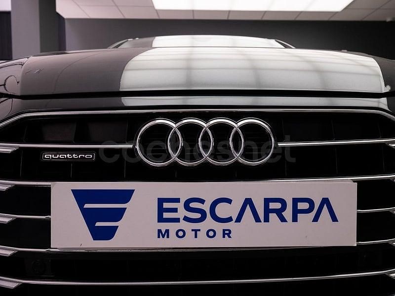 Usado Audi A4 Advanced Plus 190 CV (139 kW) 2019 Gris / plata Familiar