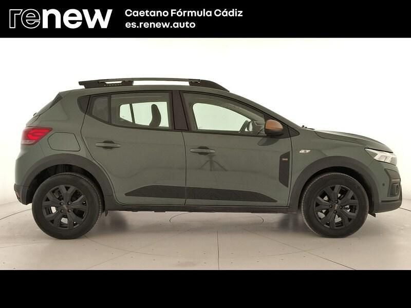Usado Dacia Sandero Extreme 100 CV (73 kW) 2025 Verde Berlina