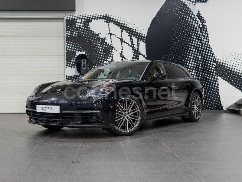 Negro jet metalizado Usado 2019 Porsche Panamera 4 Sport Turismo Berlina | 69.700 € (Precio justo) - Imagen 1/4