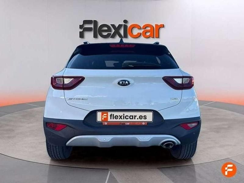 Usado Kia Stonic 116 CV (85 kW) 2019 Blanco SUV