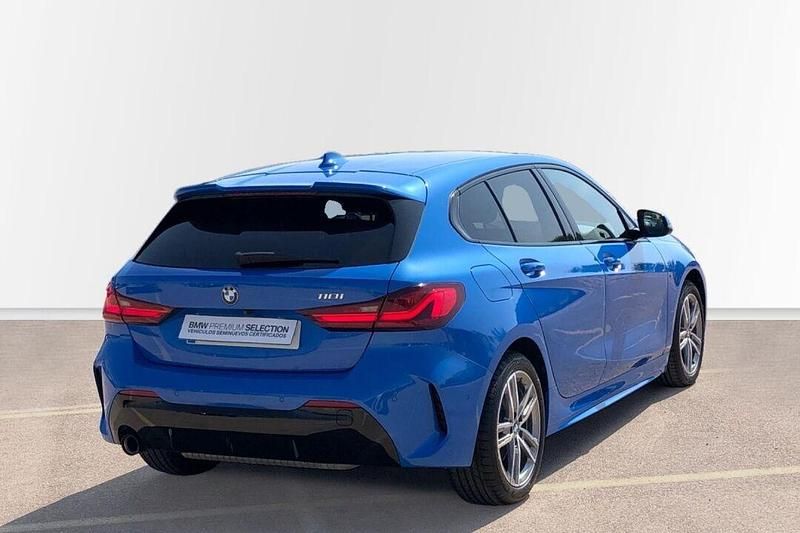 Usado BMW 118 M Sport 140 CV (102 kW) 2023 Azul Utilitario