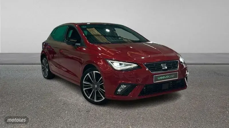 Usado Seat Ibiza FR 115 CV (84 kW) 2024 Rojo Utilitario