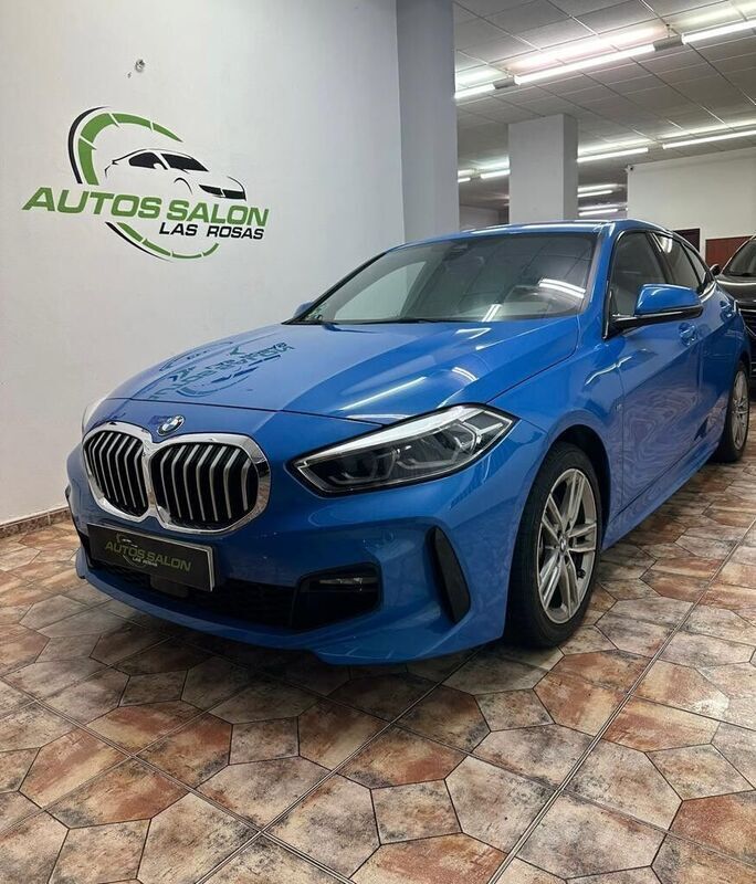 Azul Usado 2021 BMW 118 M Sport Utilitario | 28.990 € - Imagen 1/4
