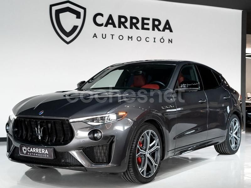 Usado Maserati Levante 580 CV (426 kW) 2021 Gris SUV
