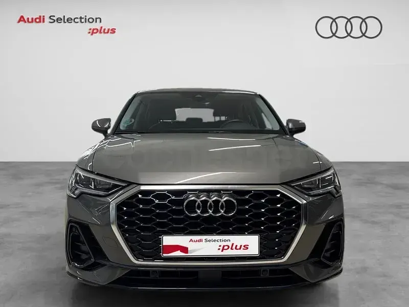 Usado Audi Q3 Sportback Advanced Plus 150 CV (110 kW) 2025 Gris / plata SUV