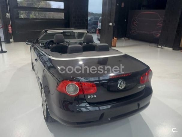 Usado VW Eos 150 CV (110 kW) 2006 Negro Descapotable