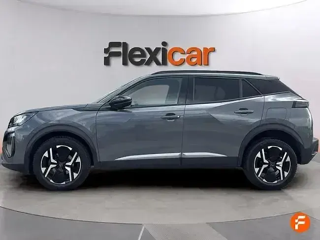 Usado Peugeot 2008 Allure 100 CV (73 kW) 2023 Gris SUV