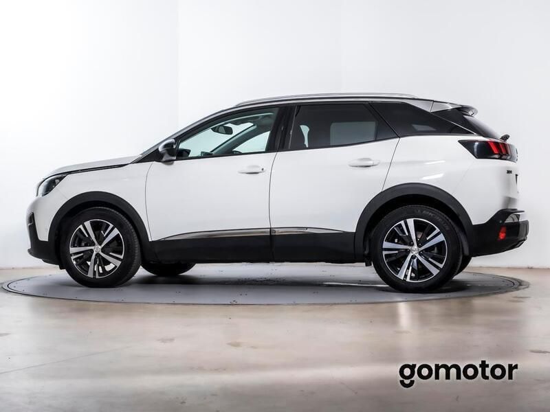 Usado Peugeot 3008 Allure 131 CV (96 kW) 2019 Blanco SUV