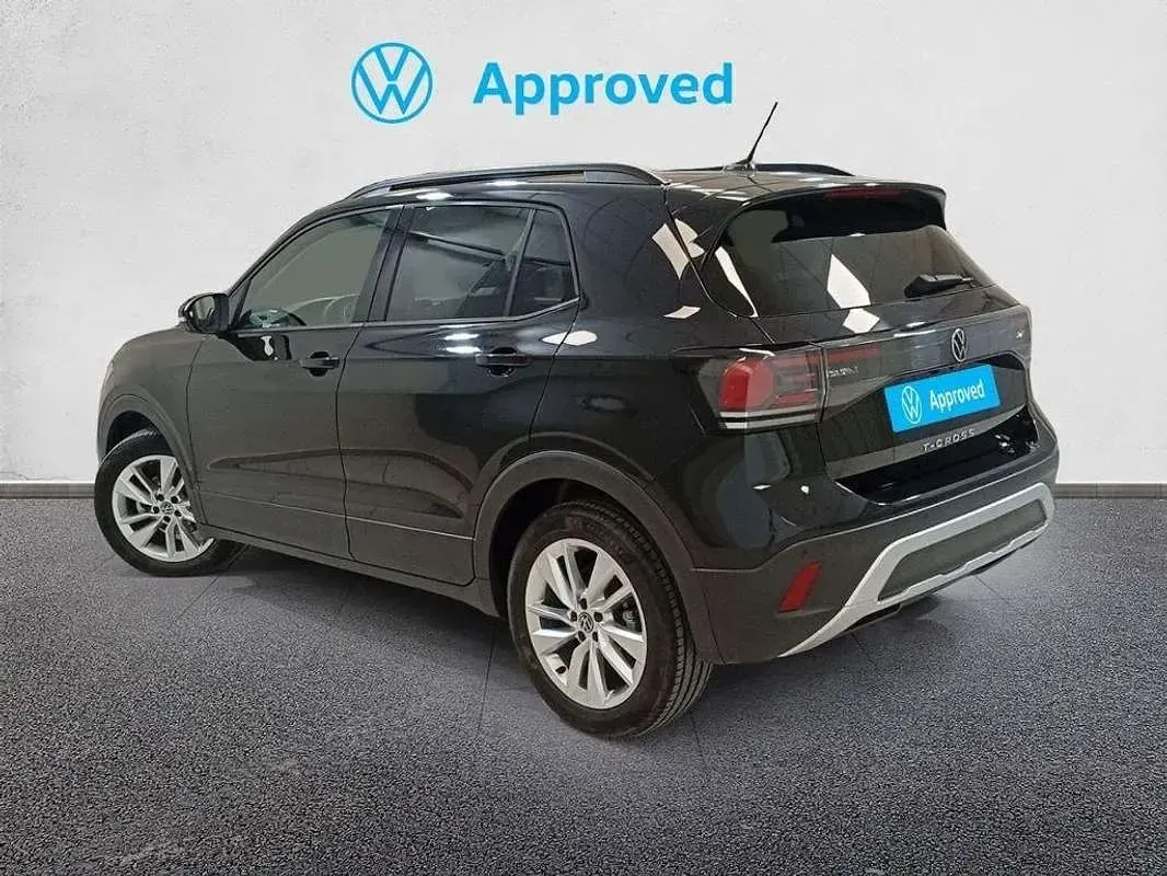 Usado VW T-Cross Life 116 CV (85 kW) 2025 Negro SUV