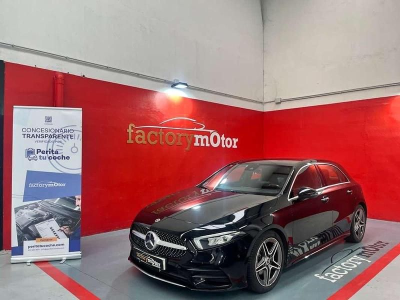 Usado Mercedes A200 150 CV (110 kW) 2021 Negro Utilitario
