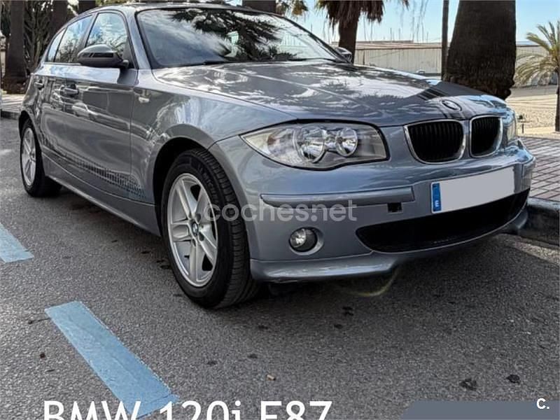 Usado BMW 120 150 CV (110 kW) 2005 Gris / plata Utilitario