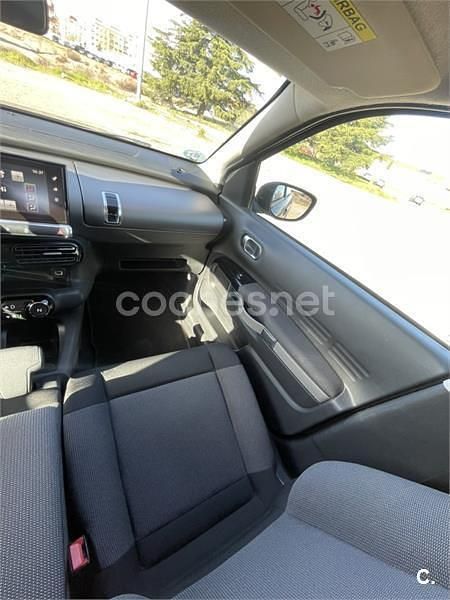 Usado Citroën C4 Shine 100 CV (73 kW) 2016 Negro Berlina