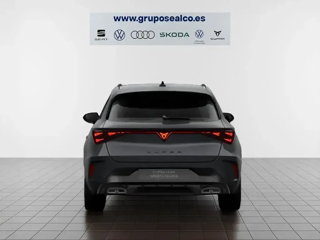 Nuevo Cupra Leon 150 CV (110 kW) 2026 Gris Familiar