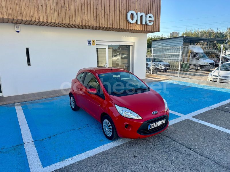 Rojo Usado 2017 Ford Ka Trend Utilitario | 6499 € (Precio justo) - Imagen 1/4