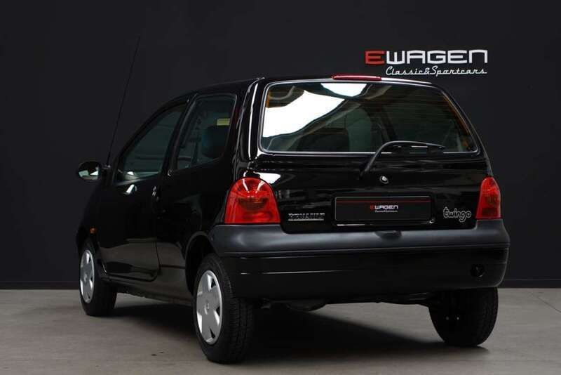 Usado Renault Twingo 60 CV (44 kW) 1999 Negro Utilitario