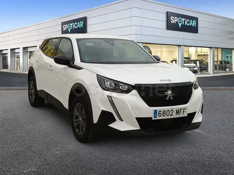 Usado Peugeot 2008 Active 100 CV (73 kW) 2022 Blanco SUV