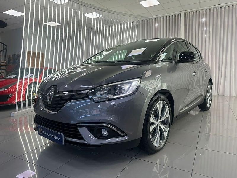 Usado Renault Scénic IV Zen 130 CV (95 kW) 2018 Gris / plata Monovolumen