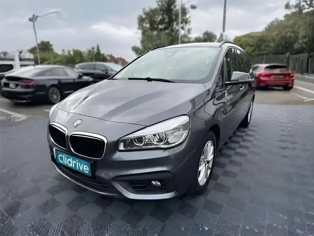 Usado BMW 218 150 CV (110 kW) 2017 Gris Monovolumen