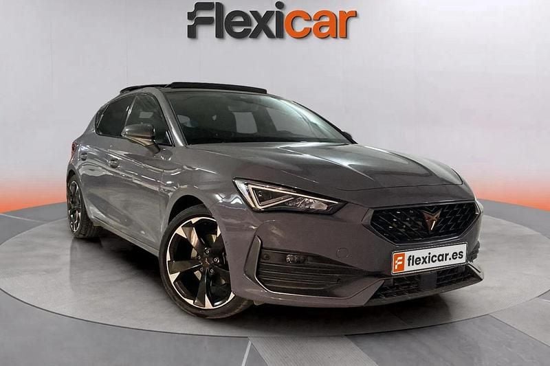 Gris Usado 2024 Cupra Leon Berlina | 24.490 € (Buen precio) - Imagen 1/4