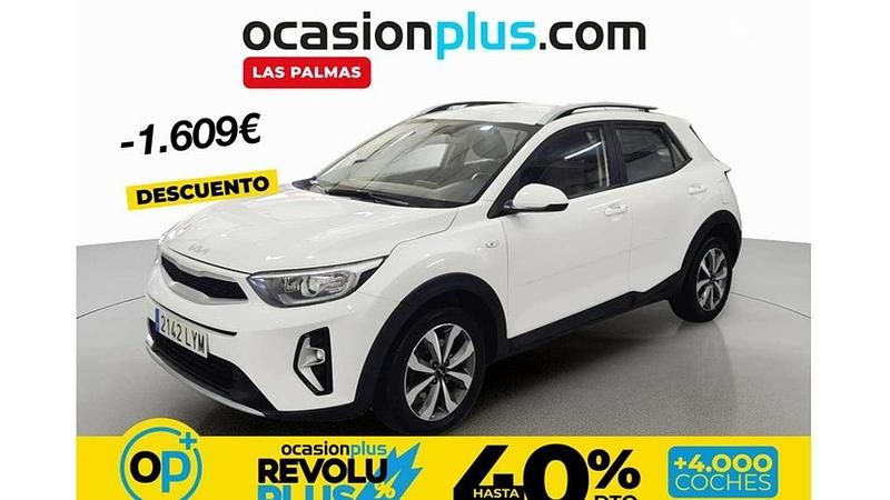 Usado Kia Stonic 101 CV (74 kW) 2022 Blanco SUV