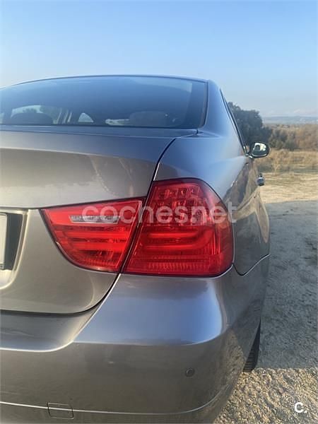 Usado BMW 320 170 CV (125 kW) 2011 Gris / plata Berlina