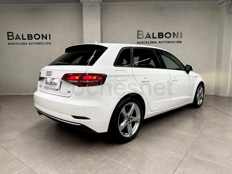 Usado Audi A3 Sport 116 CV (85 kW) 2017 Blanco Berlina
