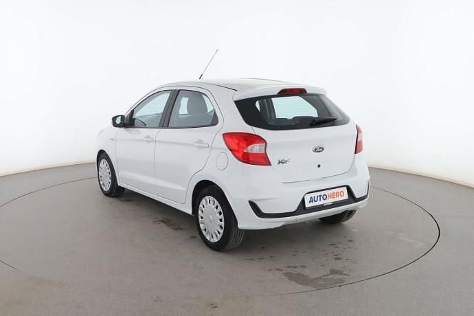 Usado Ford Ka 70 CV (51 kW) 2018 Blanco Utilitario