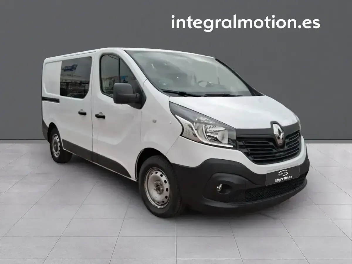Usado Renault Trafic 125 CV (91 kW) 2019 Blanco Monovolumen