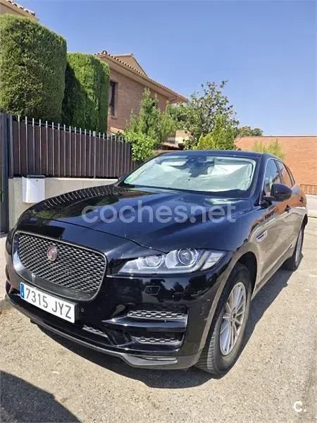 Usado Jaguar F-Pace Prestige 180 CV (132 kW) 2017 Negro SUV