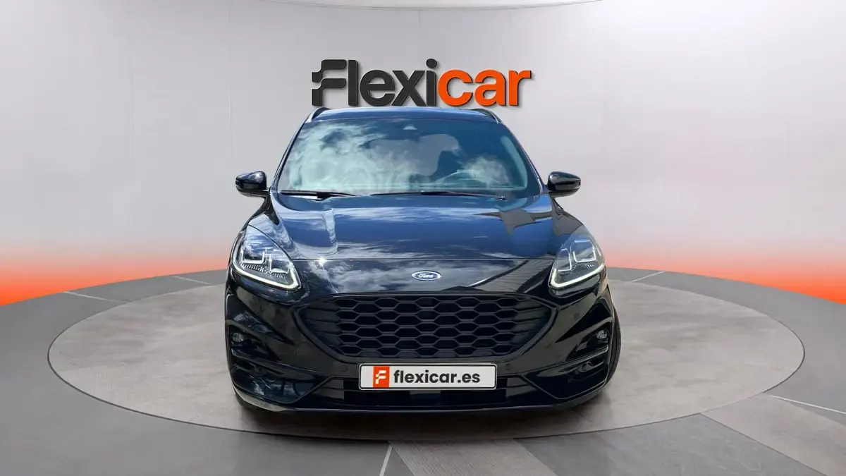 Usado Ford Kuga ST-Line 120 CV (88 kW) 2022 Negro SUV
