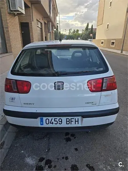 Brugt Seat Ibiza 68 HK (50 kW) 2001 Hvid Hatchback