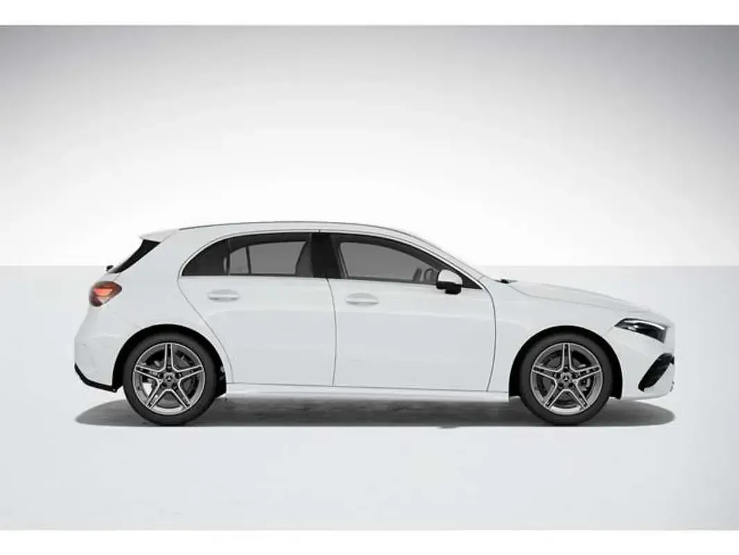 Usado Mercedes A180 109 CV (80 kW) 2024 Blanco Utilitario