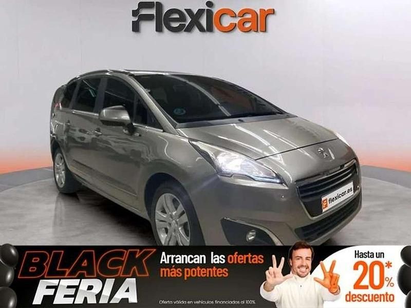 Gris Usado 2016 Peugeot 5008 Style Monovolumen | 7990 € (Buen precio) - Imagen 1/4