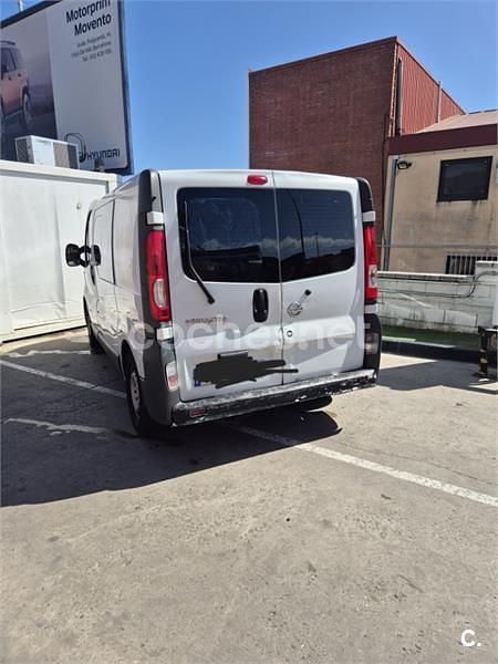 Usado Nissan Primastar Premium Edition 110 CV (80 kW) 2021 Blanco Monovolumen