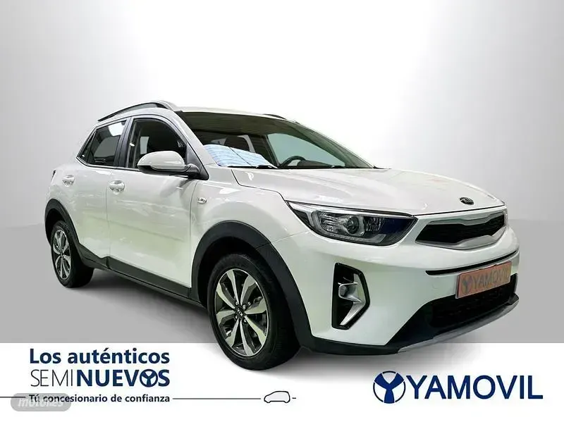 Usado Kia Stonic 120 CV (88 kW) 2021 Blanco SUV