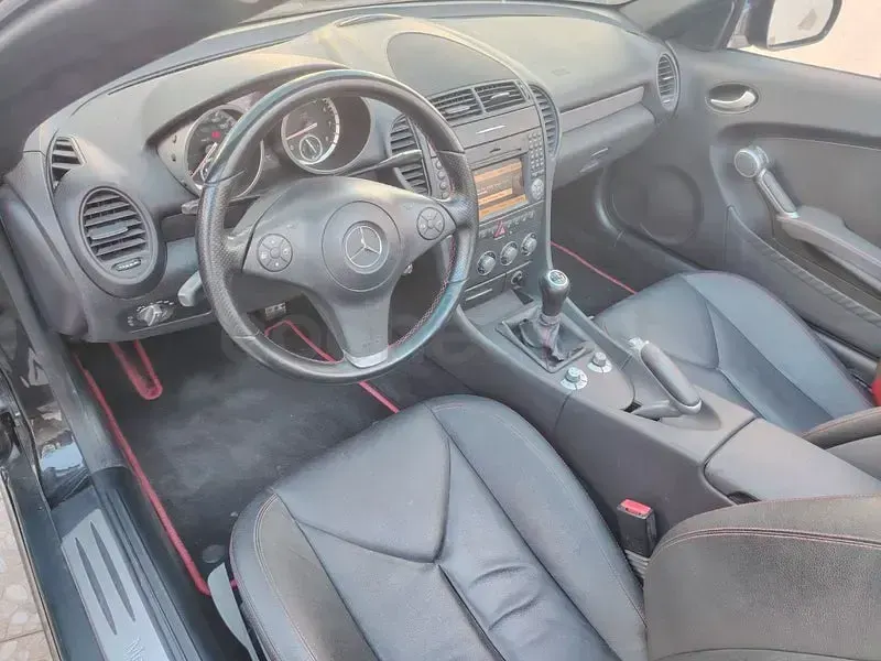 Usado Mercedes SLK200 Edition 184 CV (135 kW) 2010 Negro Descapotable