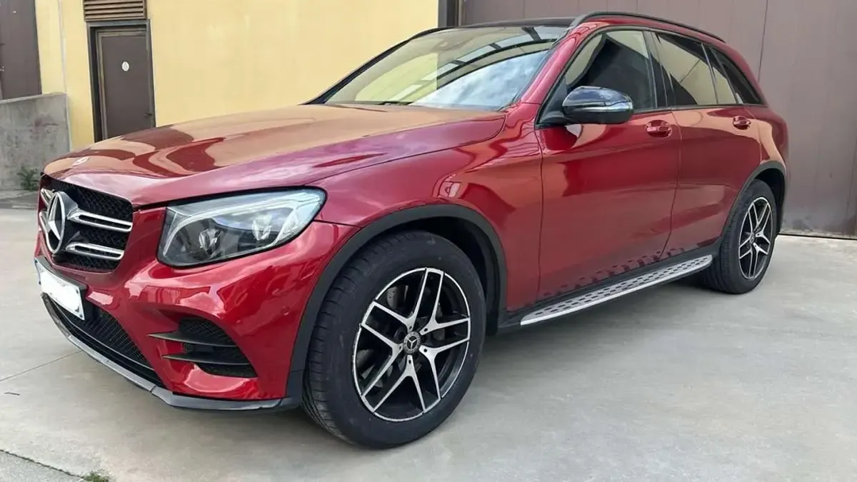 Usado Mercedes GLC220 193 CV (141 kW) 2019 Rojo SUV