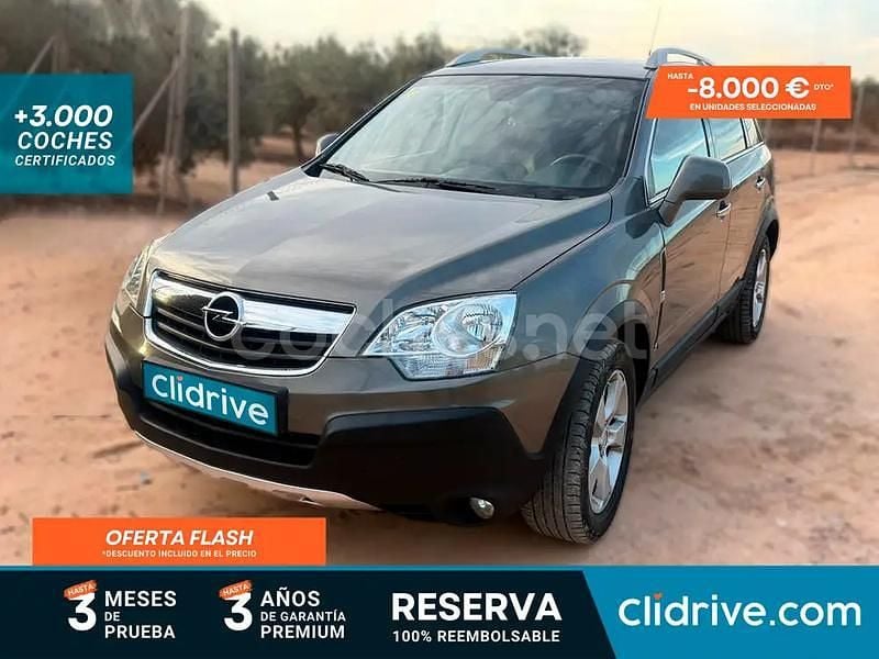 Gris / plata Usado 2007 Opel Antara Cosmo SUV | 5990 € (Precio justo) - Imagen 1/4