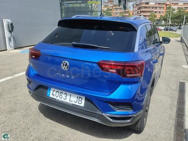 Usado VW T-Roc Sportline 150 CV (110 kW) 2020 Azul SUV